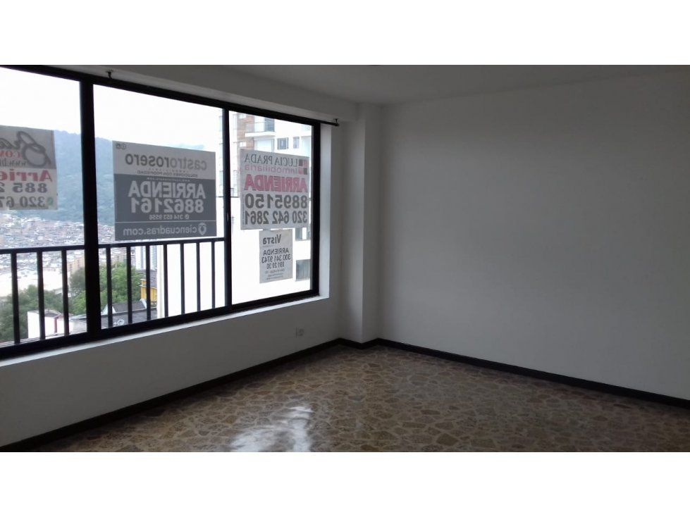 Oficina en arriendo Caldas Manizales Los Rosales 127 m2 Habitaciones 0 Baños 2 Garajes 0 Precio $3400000