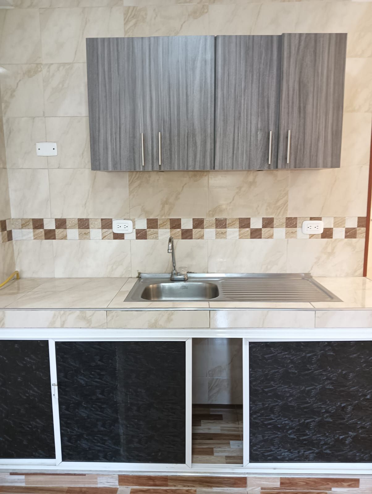 Apartamento en arriendo Valle Del Cauca Cali Torres De Comfandi 80 m2 Habitaciones 2 Baños 1 Garajes 0 Precio $950000