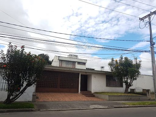 Casa en venta Cundinamarca Bogotá Niza 390 m2 Habitaciones 5 Baños 4 Garajes 1 Precio $1500000000