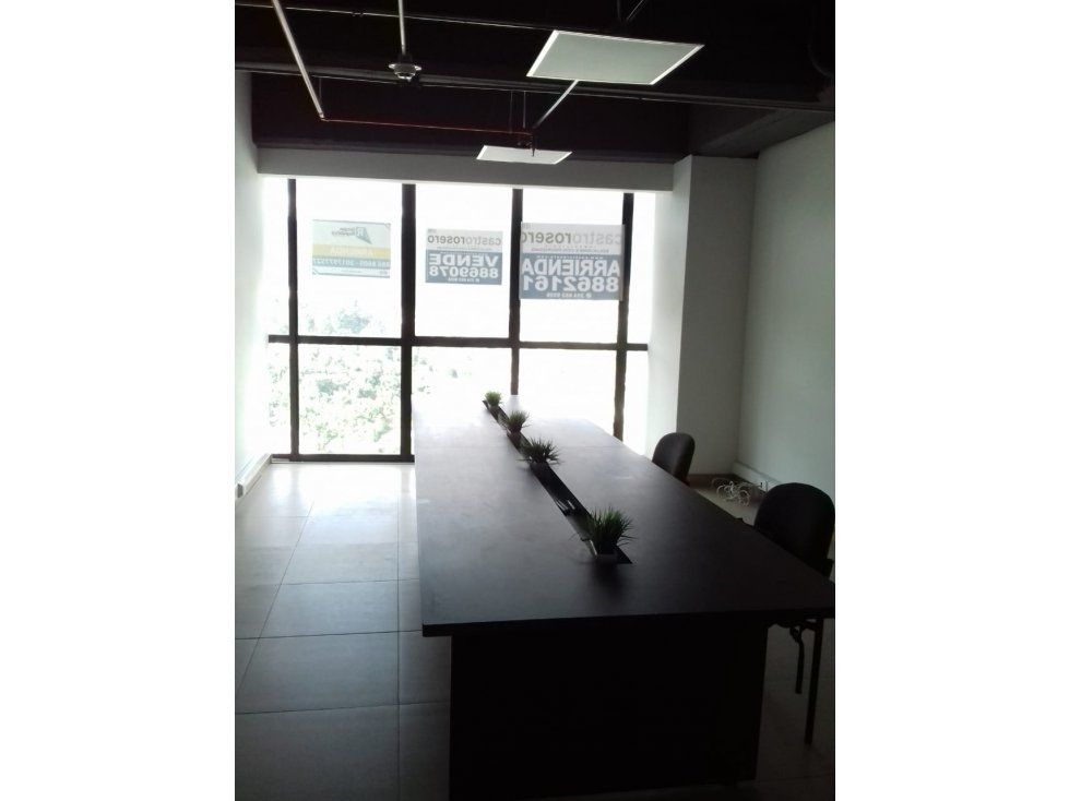 Oficina en venta Caldas Manizales La Rambla 30 m2 Habitaciones 0 Baños 0 Garajes 1 Precio $240000000