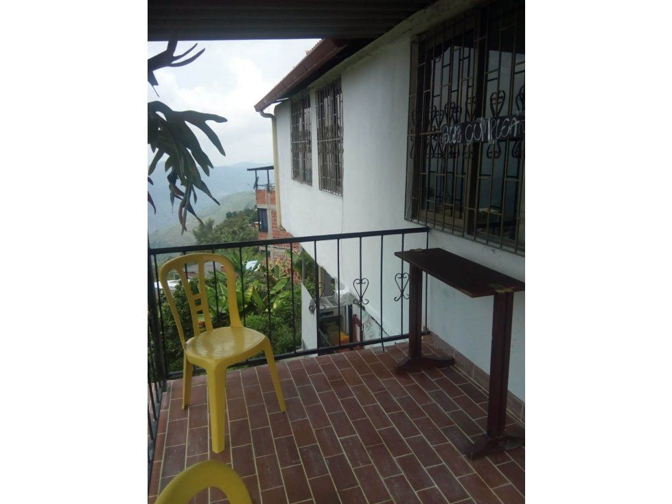 Finca en venta Caldas Manizales Cd La Linda 786 m2 Habitaciones 2 Baños 1 Garajes 1 Precio $450000000