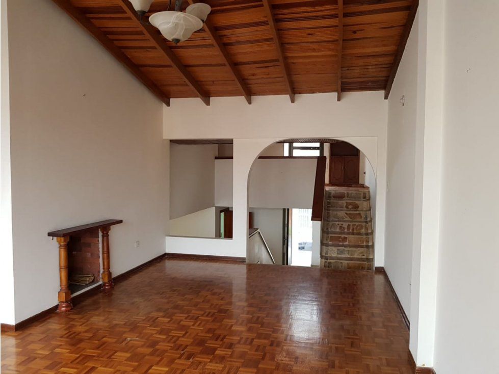 Casa en arriendo Caldas Manizales Palermo Bajo 525 m2 Habitaciones 3 Baños 3 Garajes 0 Precio $5000000