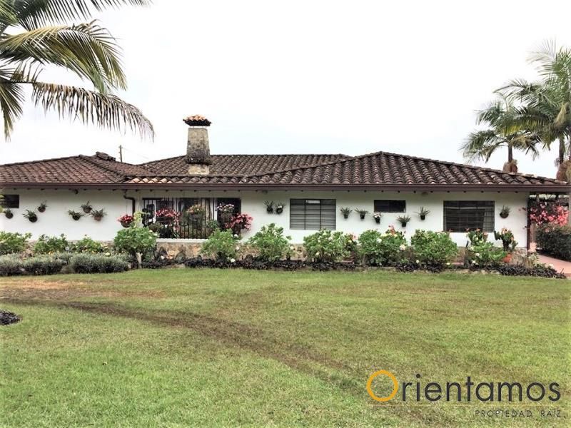 Finca en venta Antioquia El Santuario Jose Maria Cordova 20000 m2 Habitaciones 10 Baños 4 Garajes 0 Precio $1650000000