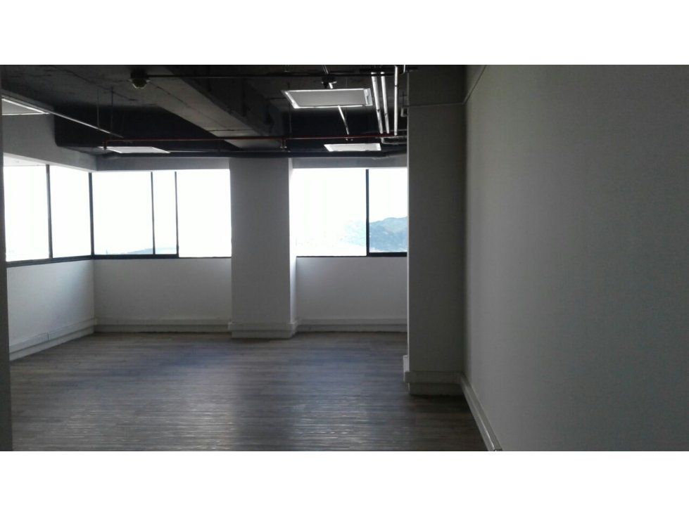 Oficina en venta Caldas Manizales Los Alcazares 38 m2 Habitaciones 0 Baños 1 Garajes 1 Precio $253800000