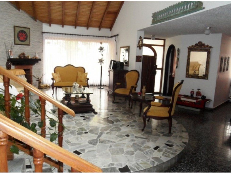 Casa en venta Caldas Manizales La Francia 200 m2 Habitaciones 5 Baños 5 Garajes 2 Precio $700000000
