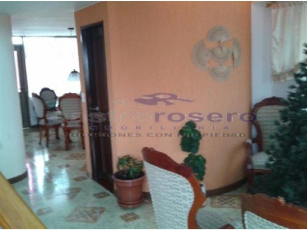 Casa en venta Caldas Manizales Los Alcazares 248 m2 Habitaciones 4 Baños 3 Garajes 1 Precio $340000000