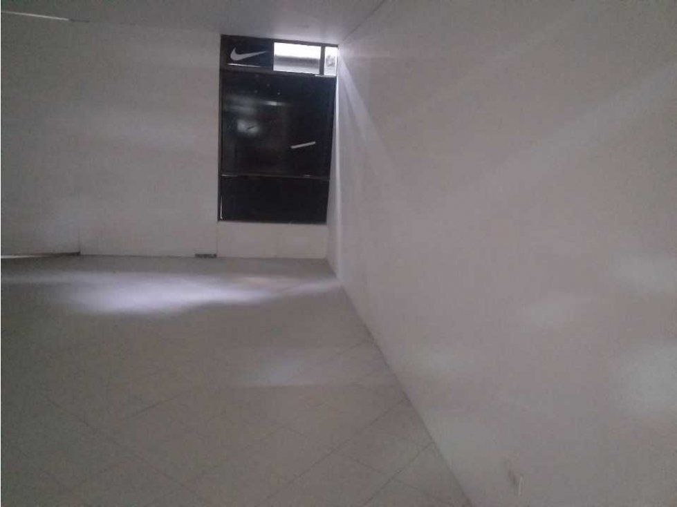 Local en venta Caldas Manizales Linares 28 m2 Habitaciones 0 Baños 0 Garajes 0 Precio $372000000