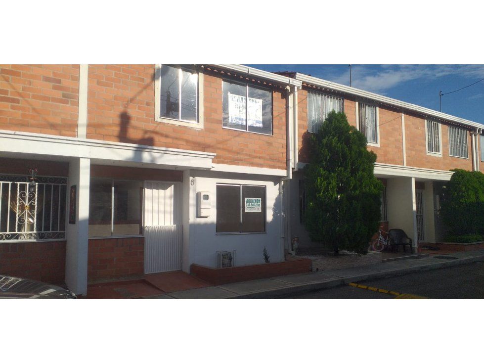 Casa en arriendo Santander Girón Ub San Jorge Et Ii 70 m2 Habitaciones 3 Baños 2 Garajes 1 Precio $962200