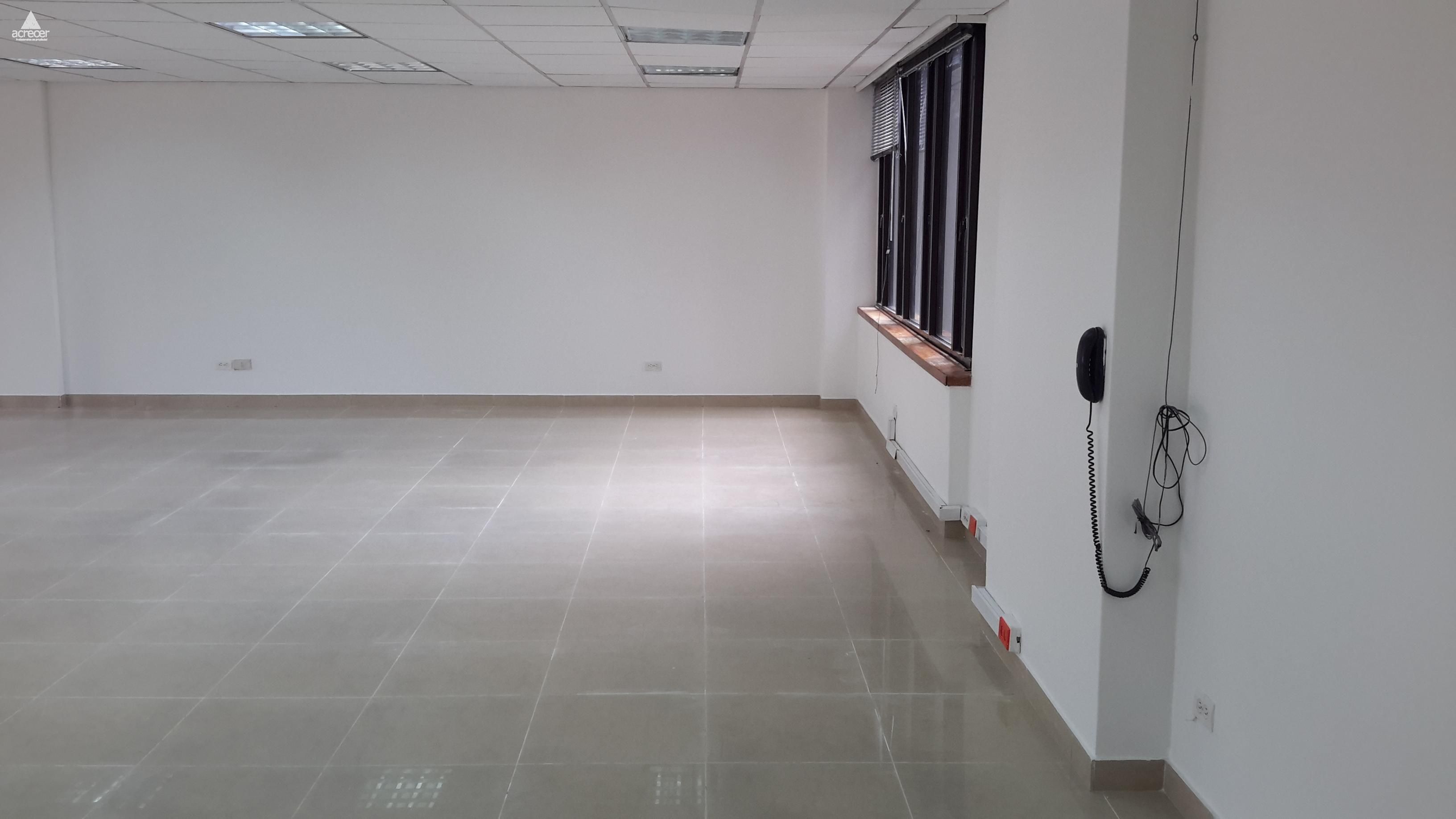 Oficina en arriendo Cundinamarca Bogotá Chapinero Central 64 m2 Habitaciones 0 Baños 2 Garajes 0 Precio $1742270