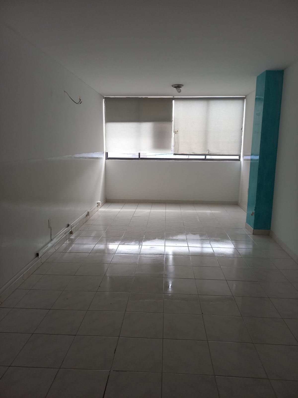 Oficina en arriendo o venta Santander Bucaramanga Centro 32 m2 Habitaciones 0 Baños 1 Garajes 1 Precio venta $120000000 Precio arriendo $800000