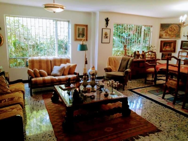 Apartamento en venta Antioquia Medellín Urbanizacion Las Cumbres 155 m2 Habitaciones 3 Baños 2 Garajes 2 Precio $750000000