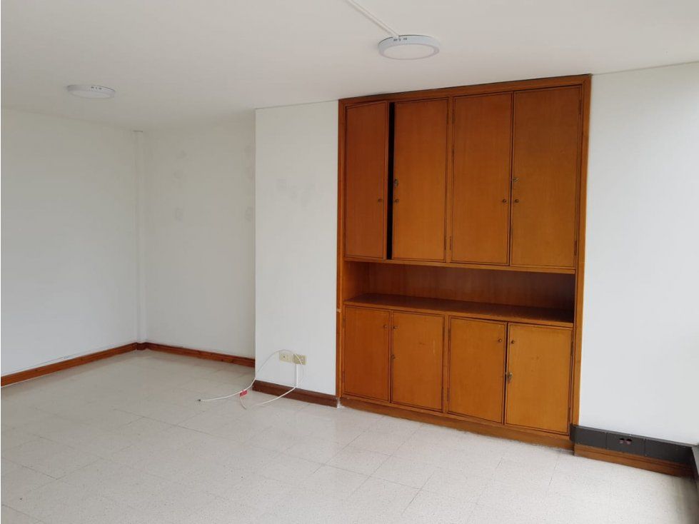 Oficina en arriendo Caldas Manizales Manizales 25 m2 Habitaciones 0 Baños 1 Garajes 0 Precio $1644000