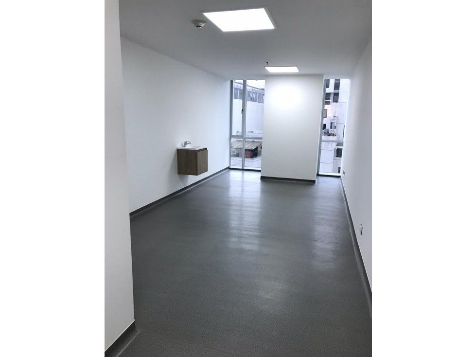 Consultorio en arriendo Caldas Manizales Ub Camino De La Palma Real 27 m2 Habitaciones 0 Baños 1 Garajes 1 Precio $1800000