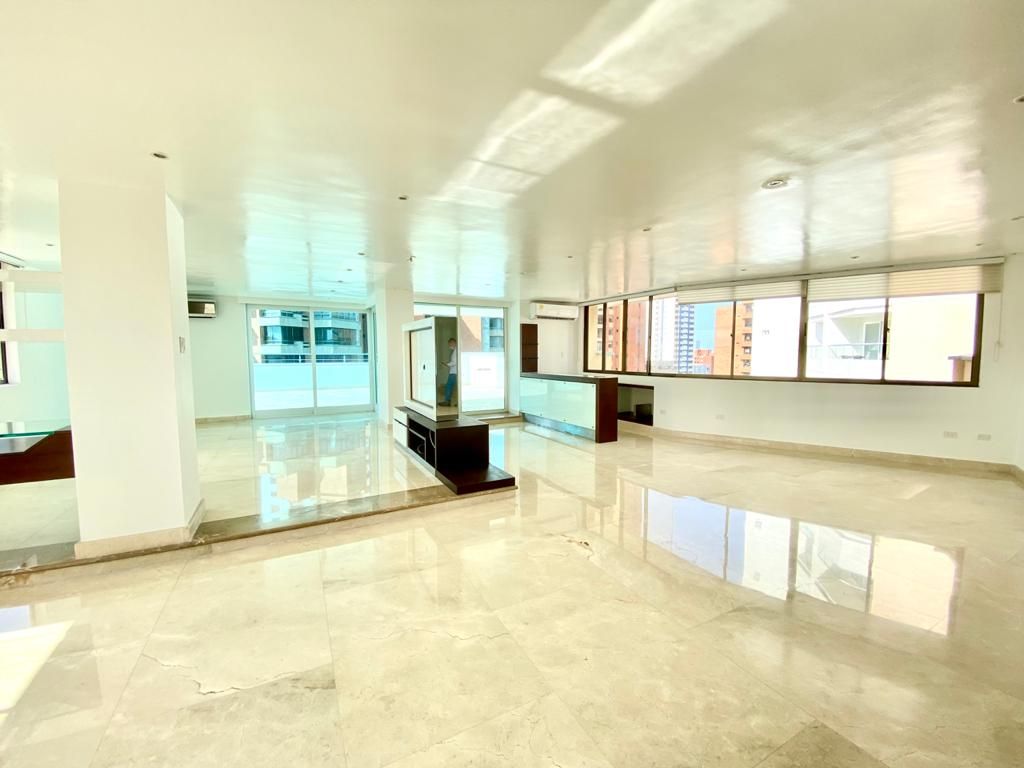 Apartamento en venta Atlántico Barranquilla Altos Del Prado 431 m2 Habitaciones 4 Baños 4 Garajes 3 Precio $1350000000