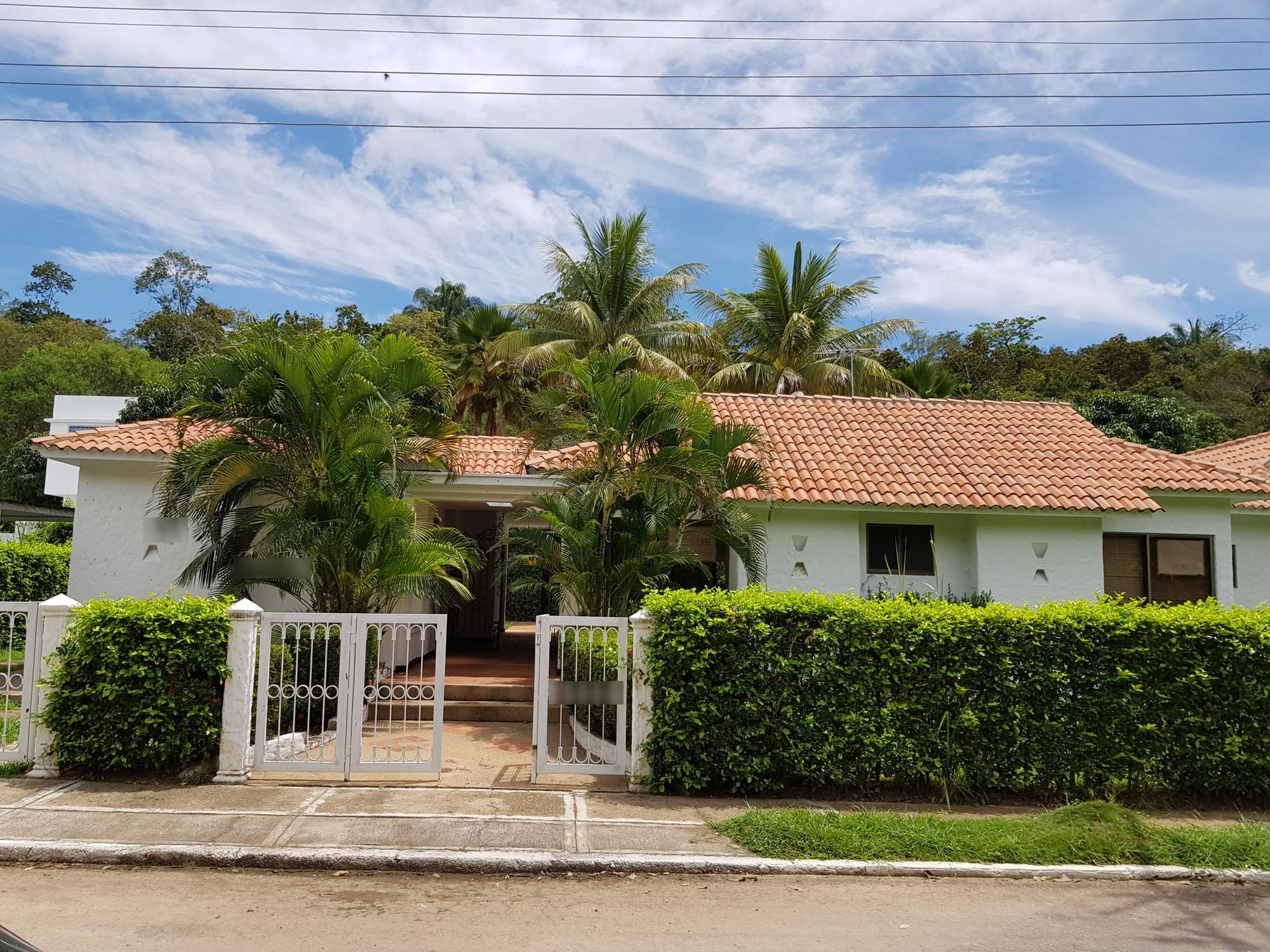 Casa en venta Tolima Melgar Melgar 427 m2 Habitaciones 3 Baños 2 Garajes 1 Precio $750000000