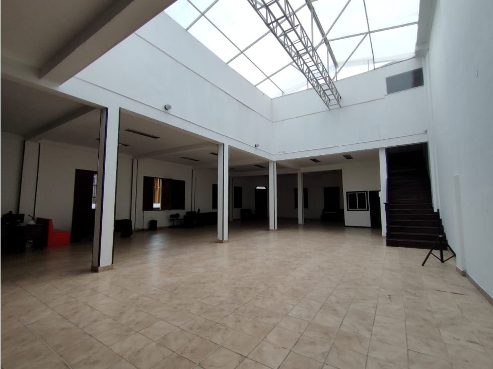 Local en arriendo Caldas Manizales El Centro 491 m2 Habitaciones 0 Baños 4 Garajes 0 Precio $4800000