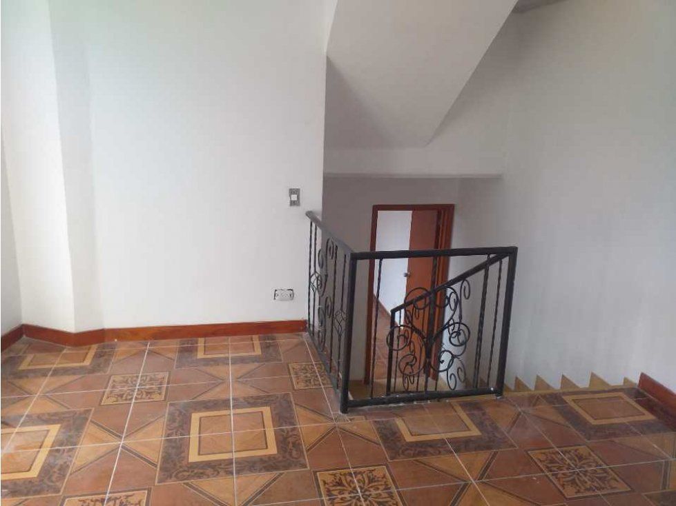 Casa en venta Caldas Manizales El Guamal 160 m2 Habitaciones 5 Baños 3 Garajes 0 Precio $320000000