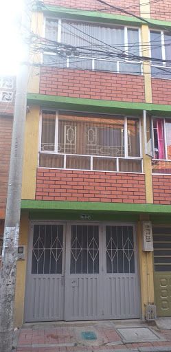Casa en venta Cundinamarca Bogotá Las Palmas 150 m2 Habitaciones 5 Baños 3 Garajes 1 Precio $300000000