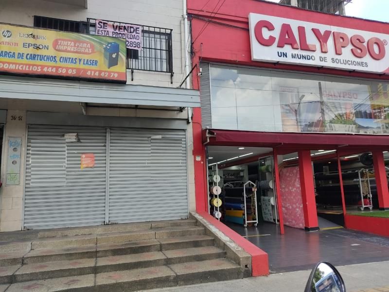 Casa en arriendo Antioquia Medellín Miravalle 300 m2 Habitaciones 5 Baños 4 Garajes 1 Precio $10000000