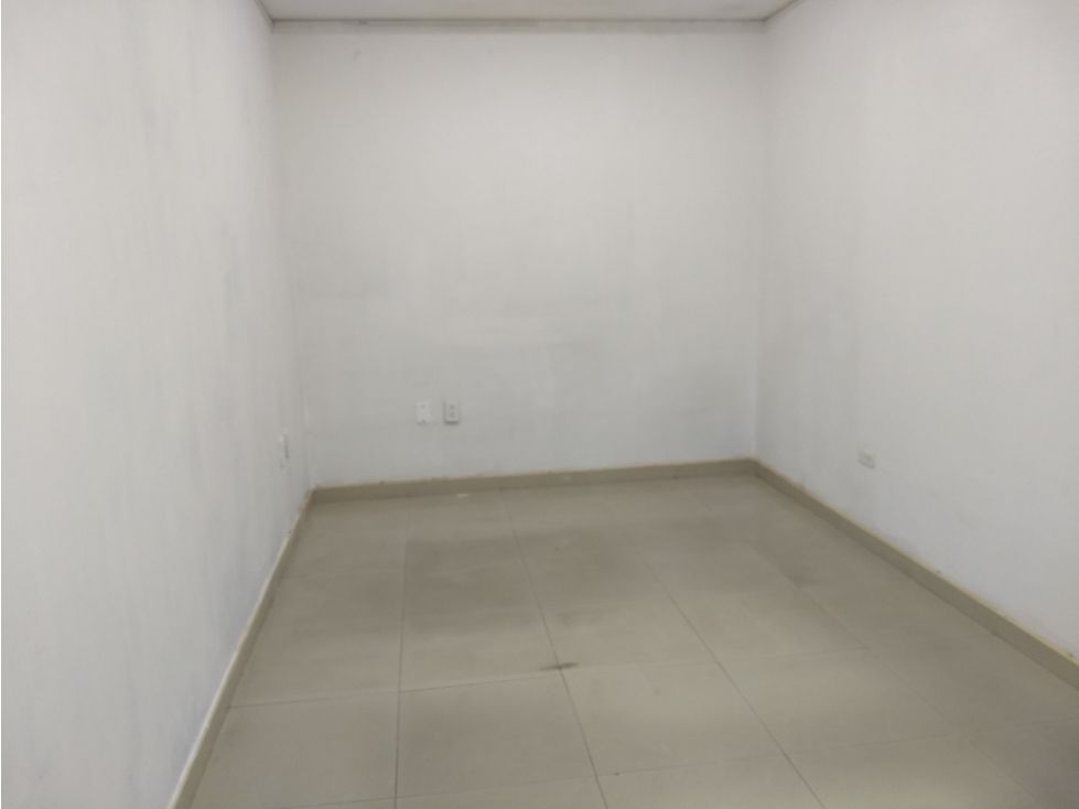 Local en arriendo Caldas Manizales El Centro 12 m2 Habitaciones 0 Baños 0 Garajes 1 Precio $811000