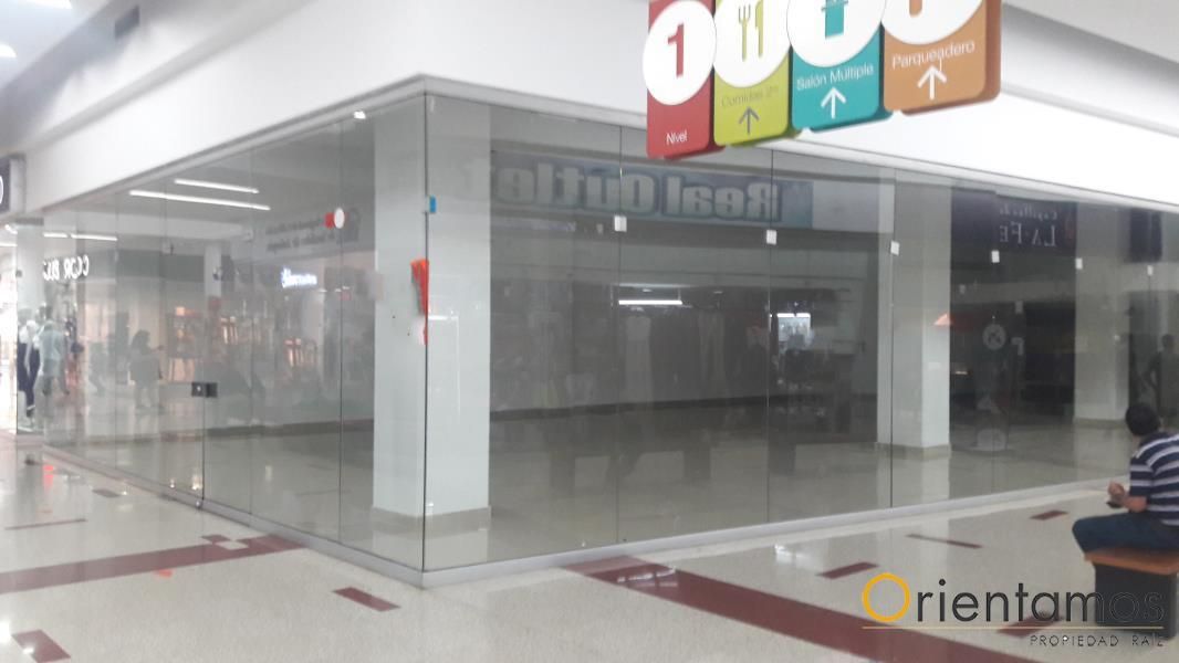 Local en arriendo Antioquia Medellín Colombia 300 m2 Habitaciones 0 Baños 3 Garajes 0 Precio $30000000