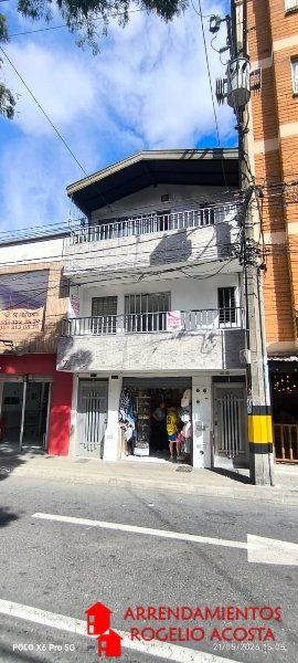 Apartamento en arriendo Antioquia Itagüí Centro 95 m2 Habitaciones 3 Baños 2 Garajes 0 Precio $2000000