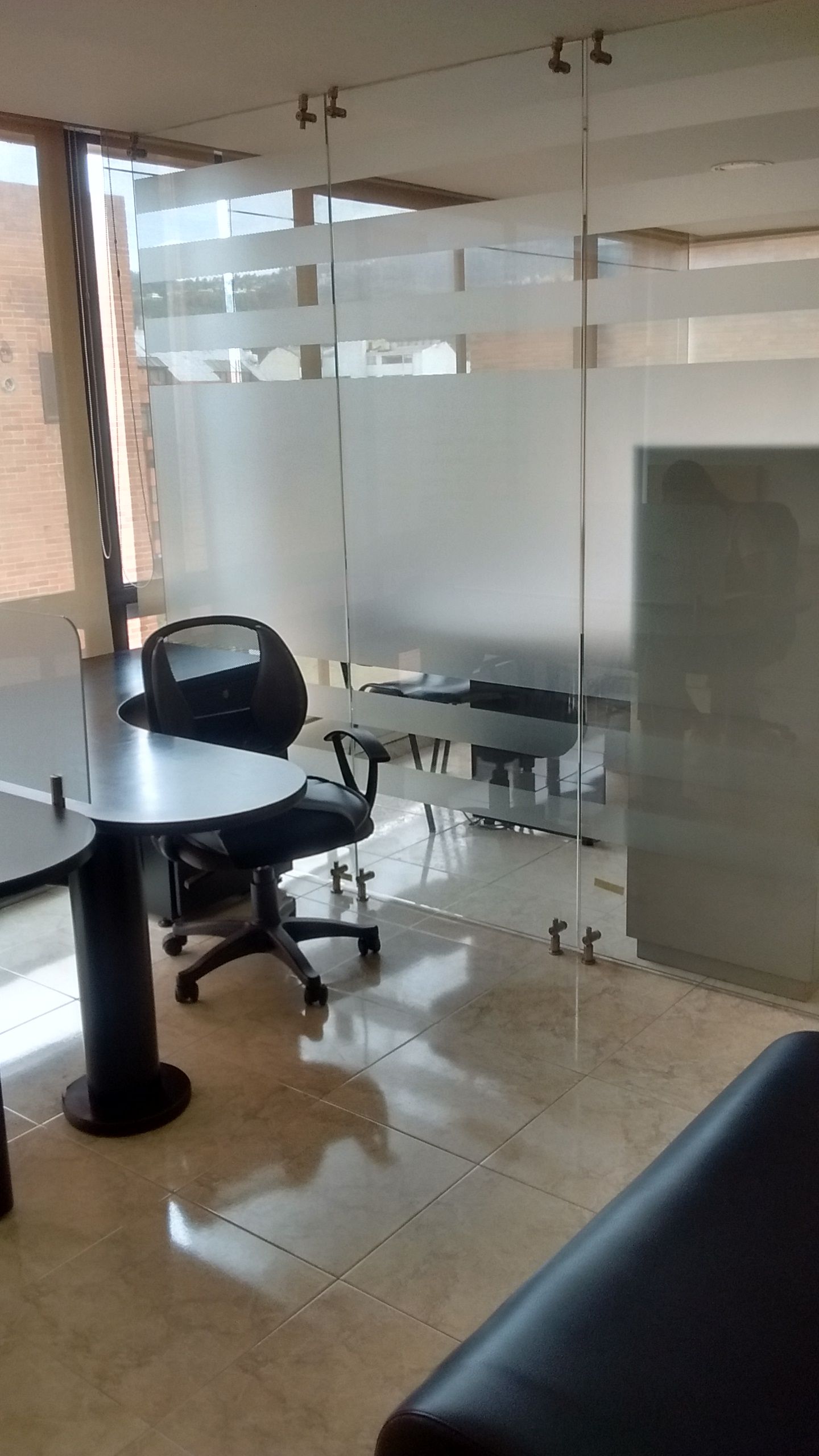 Oficina en arriendo Cundinamarca Bogotá Santa Barbara Occidental 36 m2 Habitaciones 0 Baños 0 Garajes 1 Precio $2680000