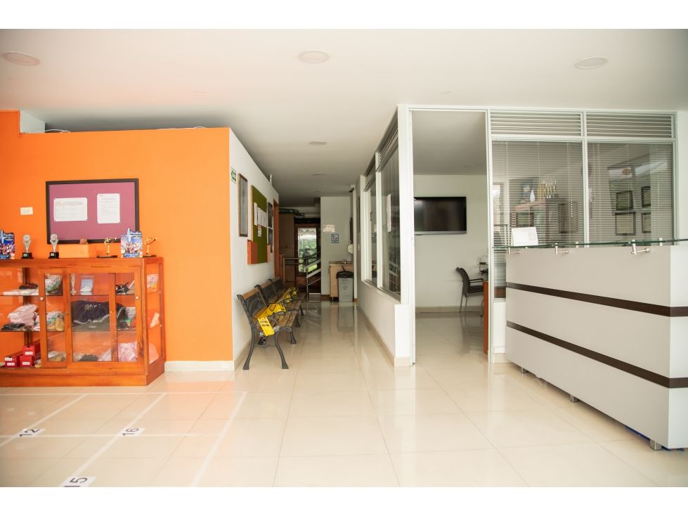 Oficina en arriendo Caldas Manizales Palermo Bajo 500 m2 Habitaciones 0 Baños 4 Garajes 0 Precio $7000000