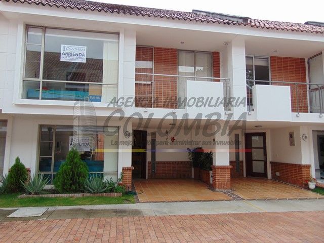 Casa en arriendo Tolima Ibagué Estancia Del Vergel 220 m2 Habitaciones 3 Baños 4 Garajes 2 Precio $3700000
