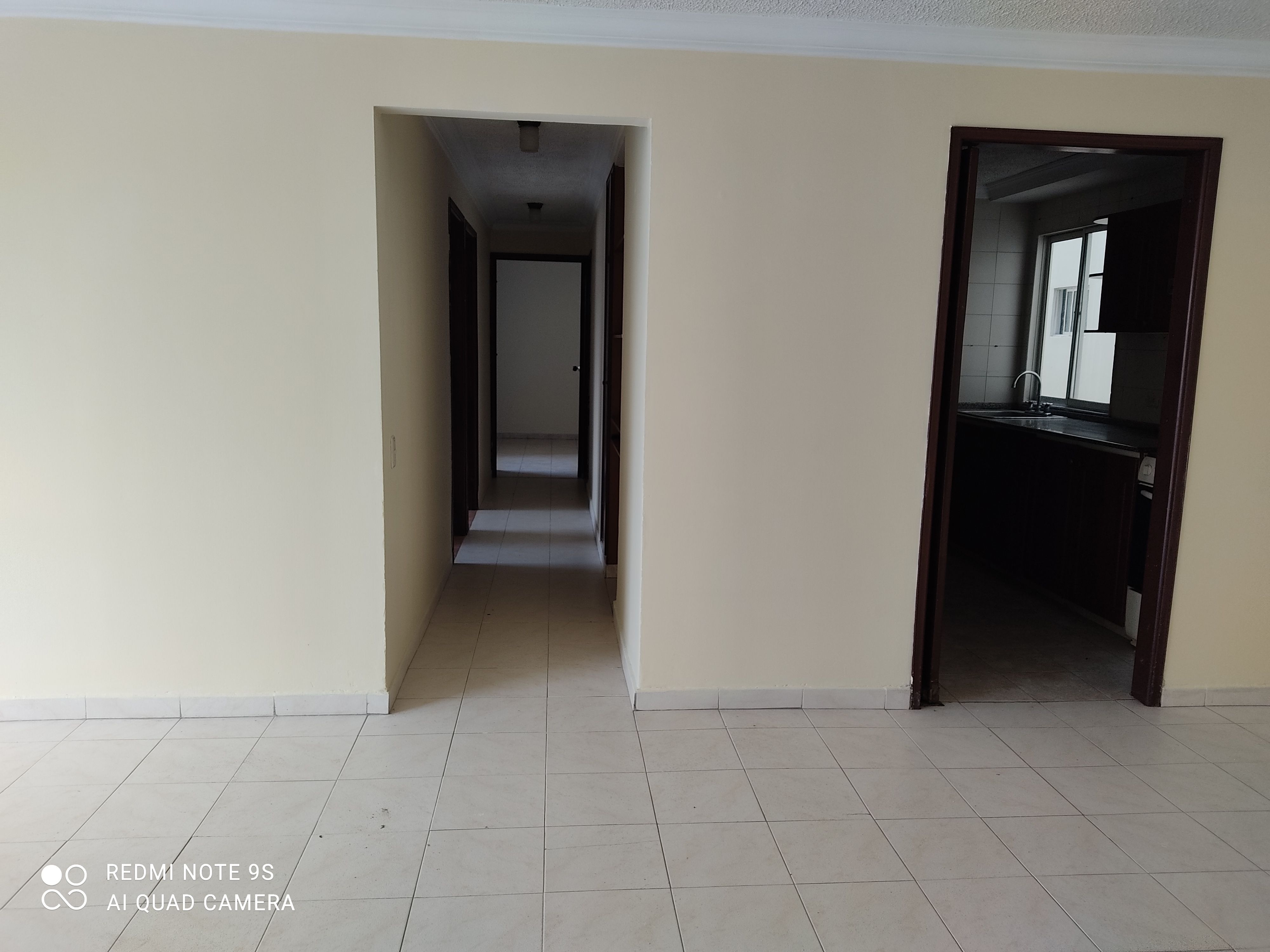 Apartamento en arriendo Atlántico Barranquilla Cr Florida Village 85 m2 Habitaciones 3 Baños 2 Garajes 1 Precio $1500000