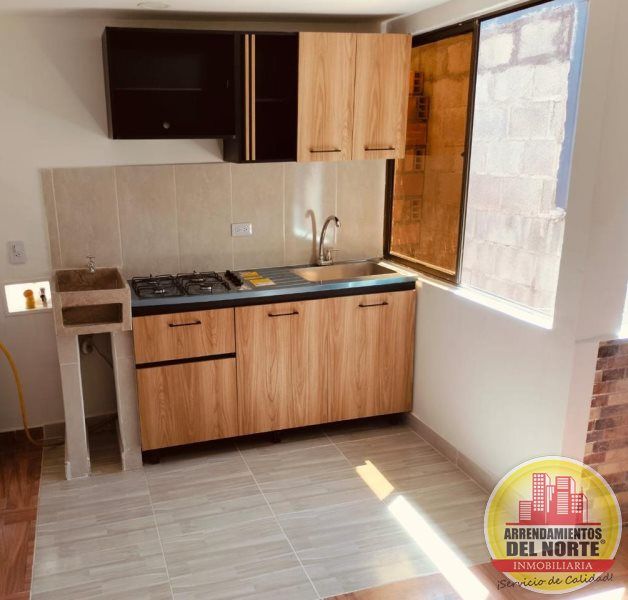 Casa en venta Antioquia Bello Urbanización Urapanes 143 m2 Habitaciones 4 Baños 4 Garajes 0 Precio $375000000