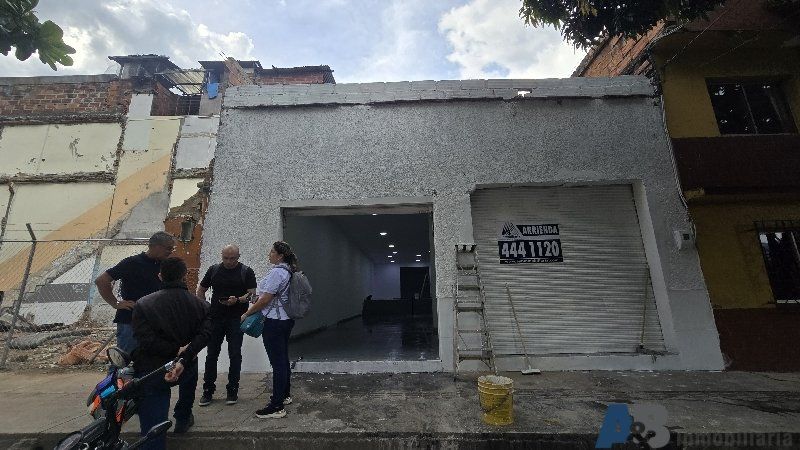Bodega en arriendo Antioquia Medellín Urbanizacion Cazadiana 190 m2 Habitaciones 0 Baños 2 Garajes 0 Precio $14000000