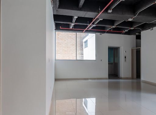 Oficina en arriendo Antioquia Sabaneta Vegas De La Doctora 1038 m2 Habitaciones 0 Baños 5 Garajes 10 Precio $36822000