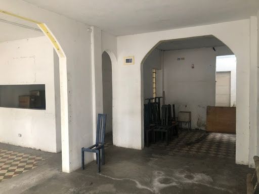 Local en venta Risaralda Pereira Sector Lago Uribe 94 m2 Habitaciones 0 Baños 2 Garajes 1 Precio $650000000