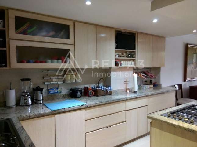 Casa en venta Risaralda Pereira Pinares De San Martin 310 m2 Habitaciones 4 Baños 6 Garajes 4 Precio $1000000000