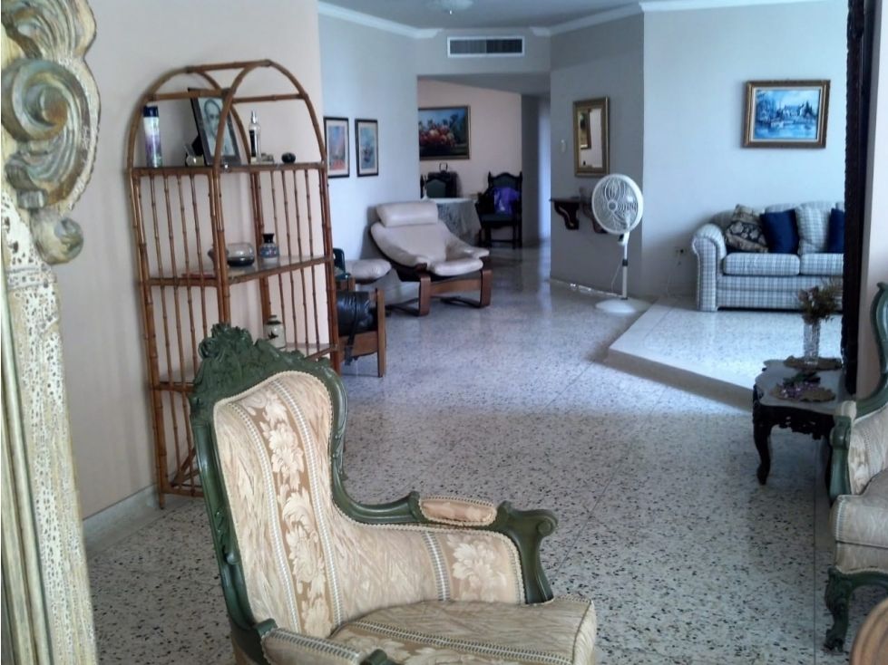 Apartamento en venta Atlántico Barranquilla Riomar 172 m2 Habitaciones 3 Baños 5 Garajes 2 Precio $450000000