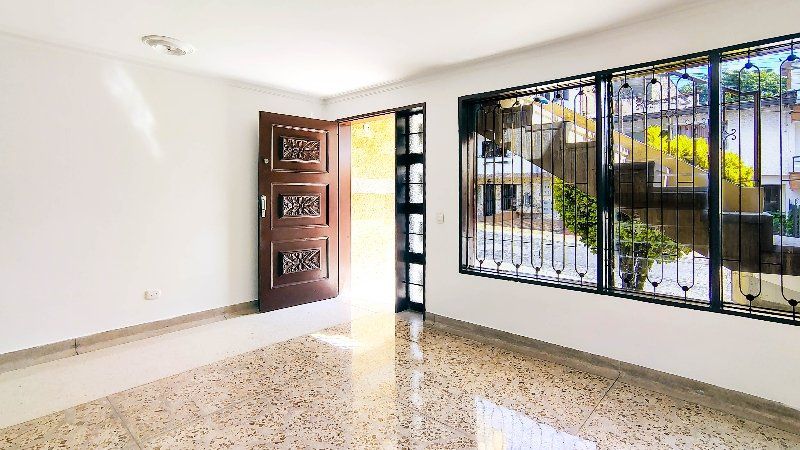 Casa en arriendo Antioquia Medellín Simon Bolivar 175 m2 Habitaciones 4 Baños 3 Garajes 1 Precio $4200000
