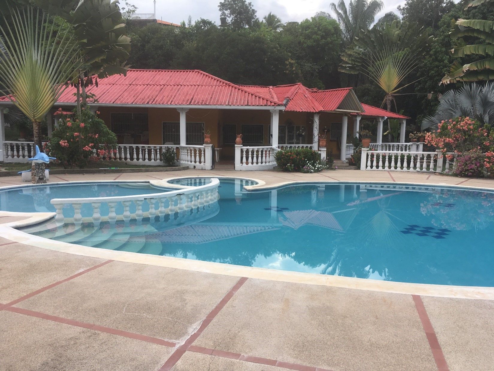 Finca en venta Tolima Carmen De Apicalá Carmen De Apicalá 440 m2 Habitaciones 6 Baños 7 Garajes 6 Precio $1150000000