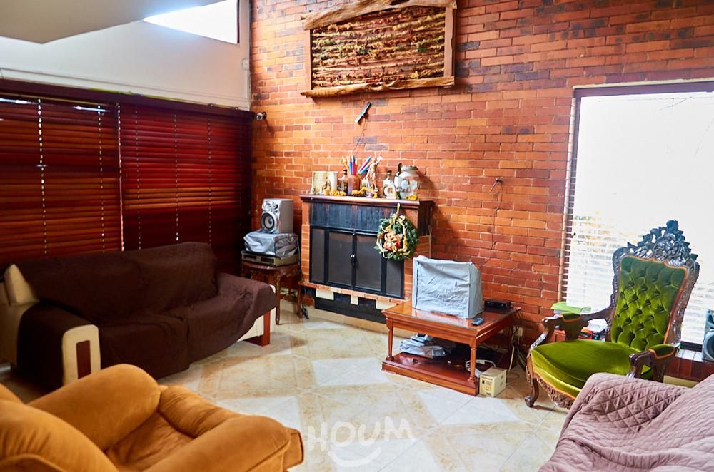 Casa en venta Cundinamarca Bogotá Suba Urbano 310 m2 Habitaciones 4 Baños 4 Garajes 5 Precio $1700000000