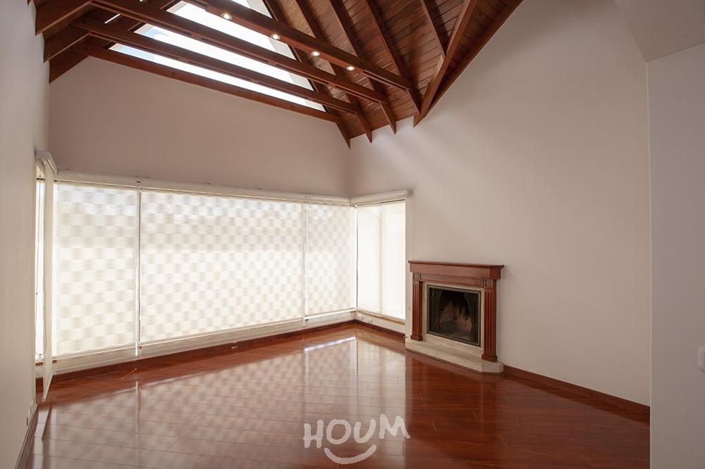 Casa en venta Cundinamarca Bogotá Casa Blanca Suba 300 m2 Habitaciones 4 Baños 5 Garajes 3 Precio $1150000000