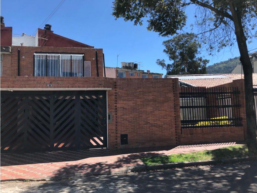 Casa en venta Cundinamarca Bogotá Santa Ana Occidental 354 m2 Habitaciones 4 Baños 4 Garajes 2 Precio $2478000000