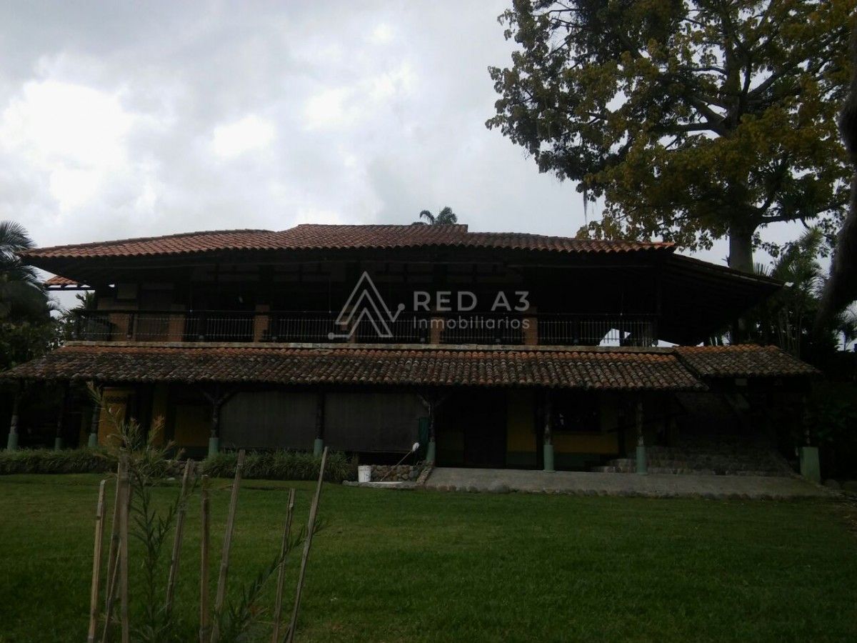 Local en arriendo Risaralda Pereira Otros 1000 m2 Habitaciones 0 Baños 4 Garajes 6 Precio $25000001