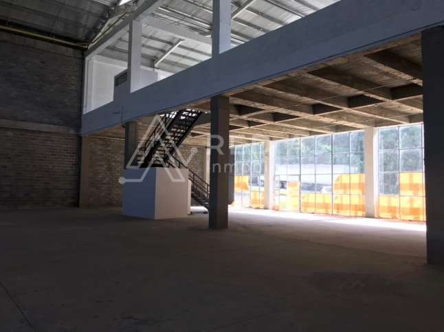 Bodega en venta Risaralda Dosquebradas Ub San Nicolas 2005 m2 Habitaciones 0 Baños 4 Garajes 2 Precio $3609000000