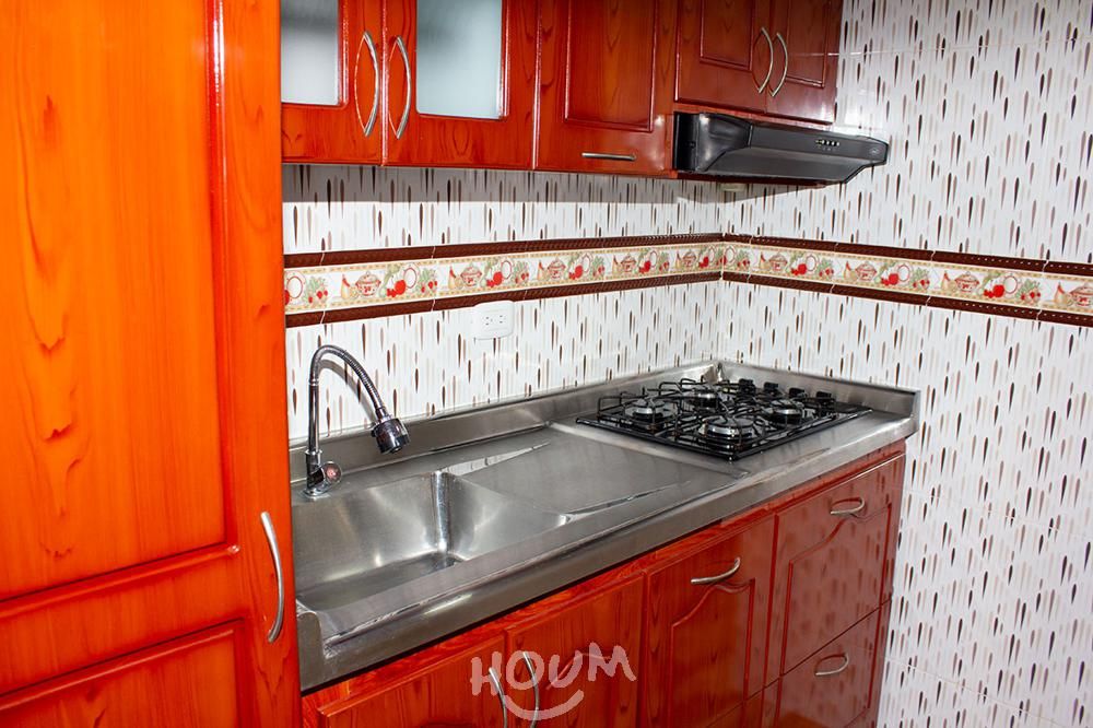 Casa en venta Cundinamarca Bogotá Aures 132 m2 Habitaciones 5 Baños 4 Garajes 0 Precio $320000000