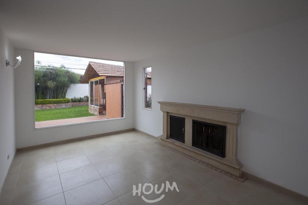 Casa en venta Cundinamarca Bogotá San José De Bavaria 300 m2 Habitaciones 5 Baños 5 Garajes 3 Precio $1980000000