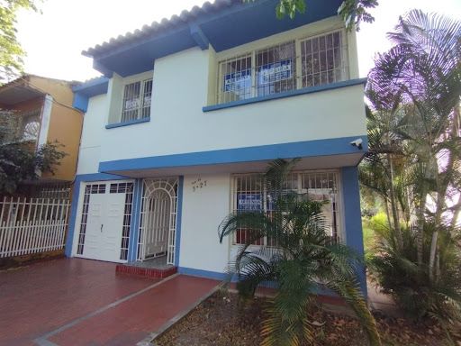 Casa en venta Huila Neiva Las Delicias 200 m2 Habitaciones 3 Baños 4 Garajes 2 Precio $650000000