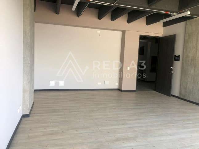 Oficina en arriendo Risaralda Pereira Br Jardin Ii Etapa 37 m2 Habitaciones 0 Baños 2 Garajes 3 Precio $2118800