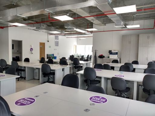 Oficina en venta Antioquia Medellín Villa Carlota 147 m2 Habitaciones 0 Baños 2 Garajes 3 Precio $1600000000