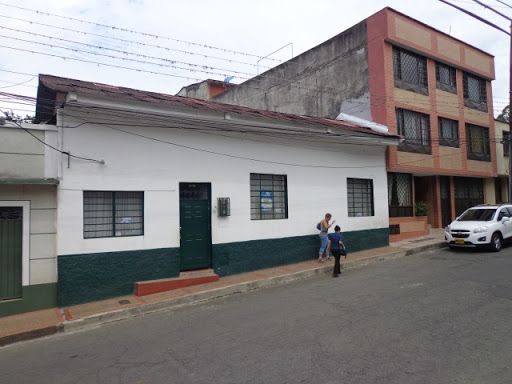 Apartamento en venta Tolima Ibagué La Pola 0 m2 Habitaciones 5 Baños 4 Garajes 1 Precio $880000000