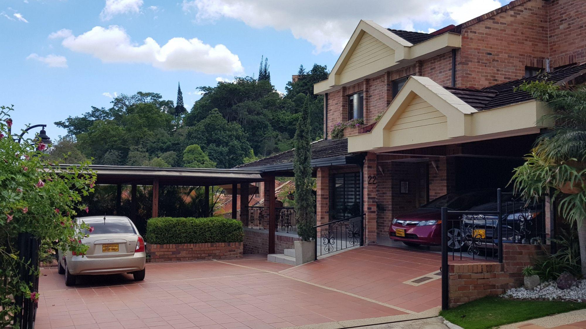 Casa en venta Santander Bucaramanga Parque Del Cacique 512 m2 Habitaciones 3 Baños 6 Garajes 6 Precio $3600000000